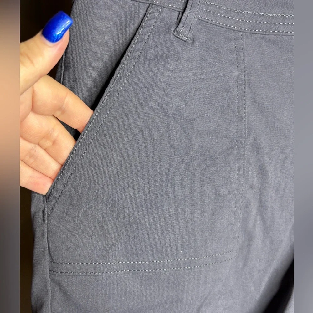 Prana Women's Olivia Shorts 5” Inseam Style #W3119RG24 - Picture 2 of 11